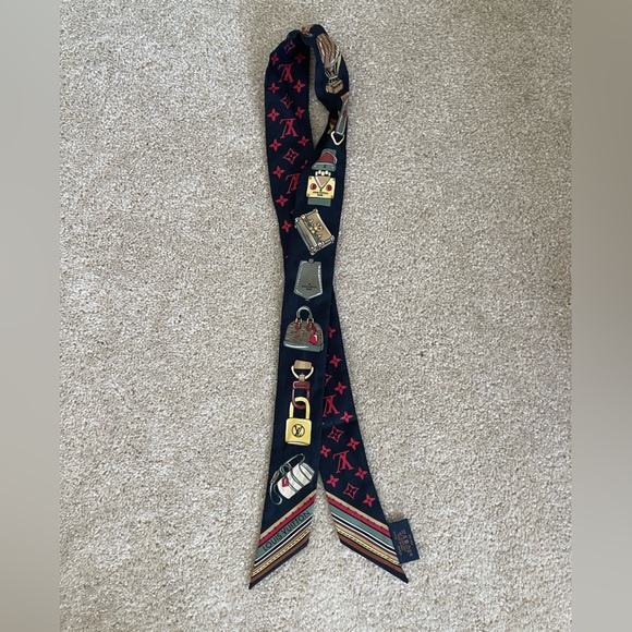 Louis Vuitton bandeau - Picture 1 of 3